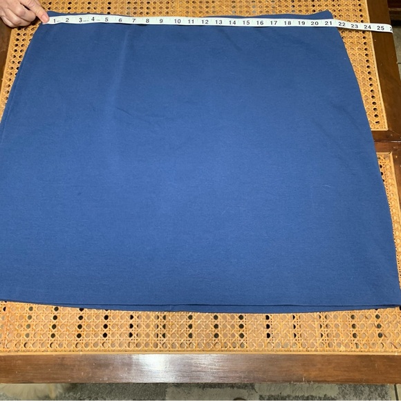 Old navy elastic waist skirt. 2X - Picture 2 of 7